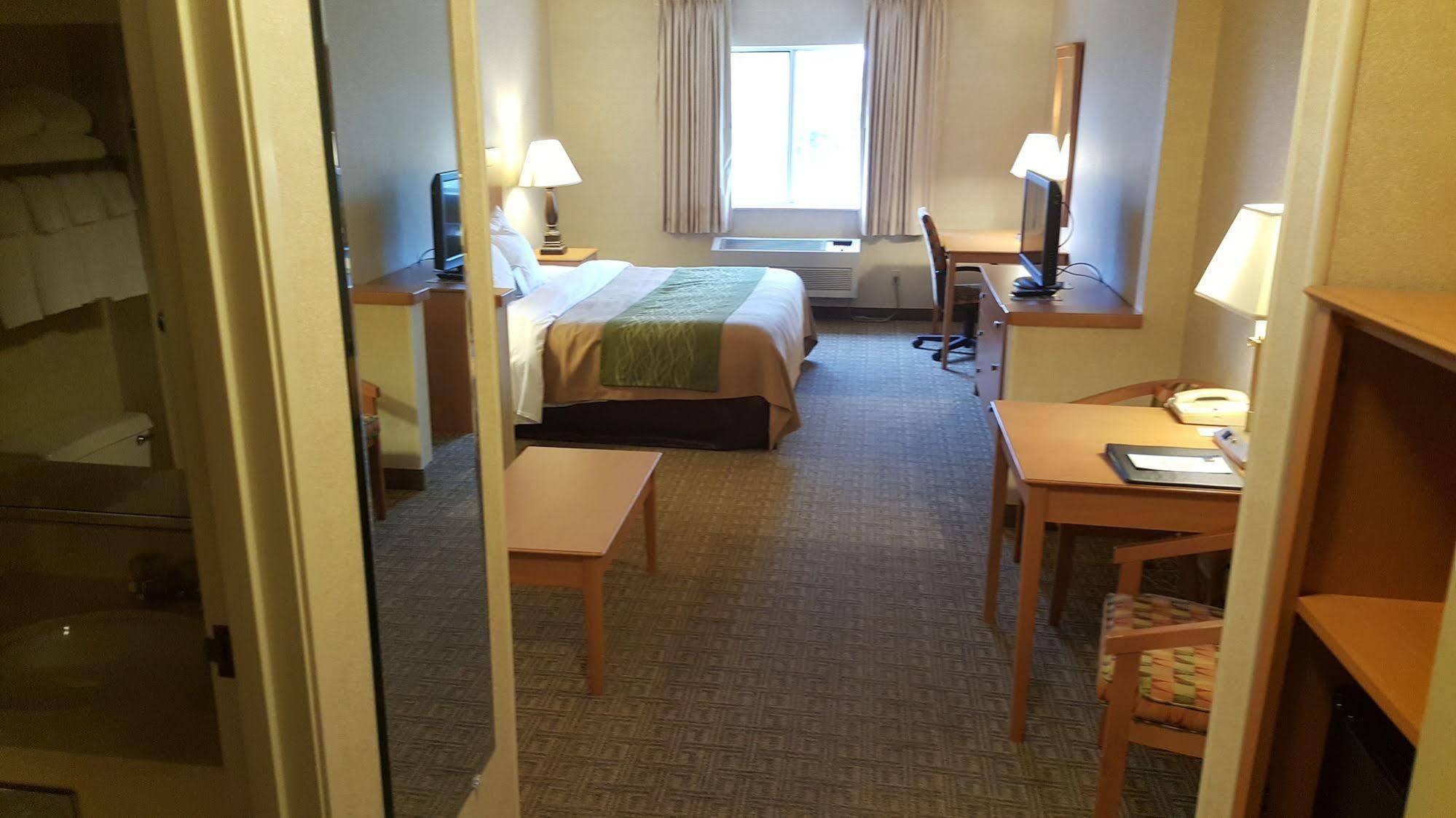 Comfort Inn Rockford near I-90&I-39 Exterior foto